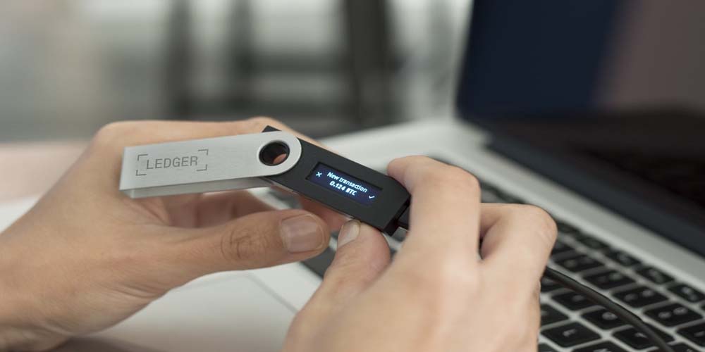 کیف پول لجر نانو اس